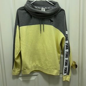 Yellow comfy sweatshirt